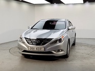 Hyundai Sonata 2011