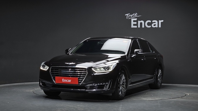 Genesis EQ900 2018