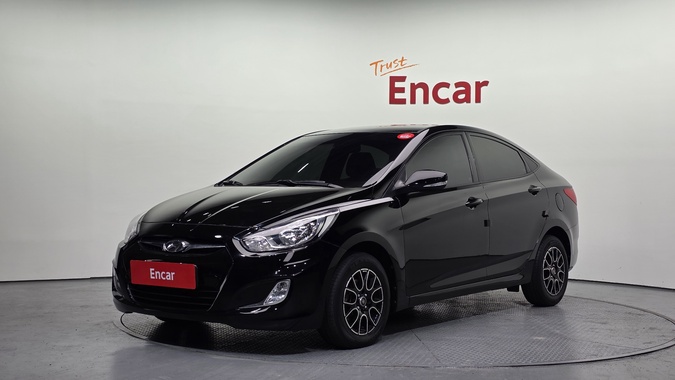 Hyundai Accent 2013