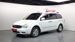 Kia Canival 2012