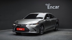 Lexus ES 2024