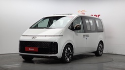 Hyundai Staria 2025