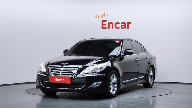 Hyundai Genesis 2013