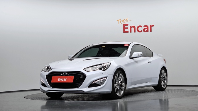 Hyundai Genesis 2015