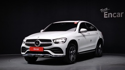 Mercedes-Benz GLC-Class 2021