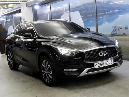 Infiniti QX30 2019