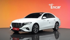 Mercedes-Benz E-Class 2024