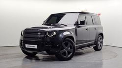 Land Rover Defender 2025