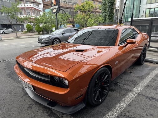 Dodge Challenger 2011