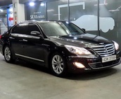 Hyundai Genesis 2012