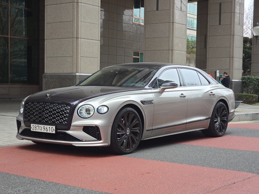 Bentley Flying Spur 2025