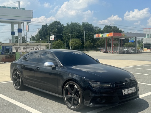 Audi S7 2015