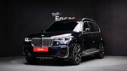 BMW X7 2021
