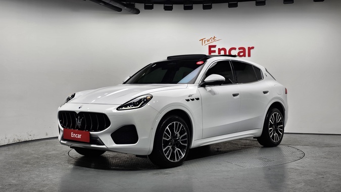 Maserati Grecale 2023