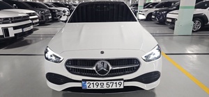 Mercedes-Benz C-Class 2024