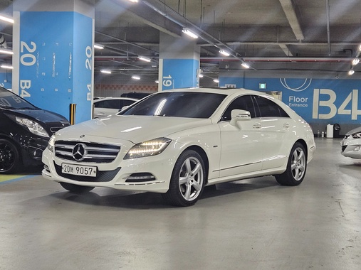 Mercedes-Benz CLS-Class 2011
