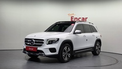 Mercedes-Benz GLB-Class 2021