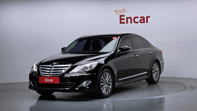 Hyundai Genesis 2013