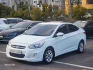 Hyundai Accent 2015