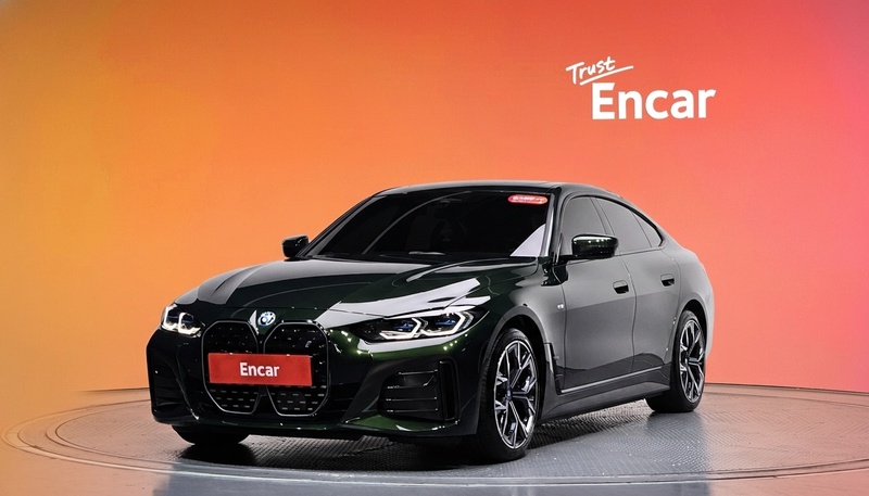 BMW i4