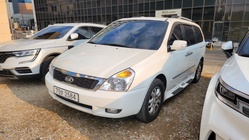 Kia Canival 2012