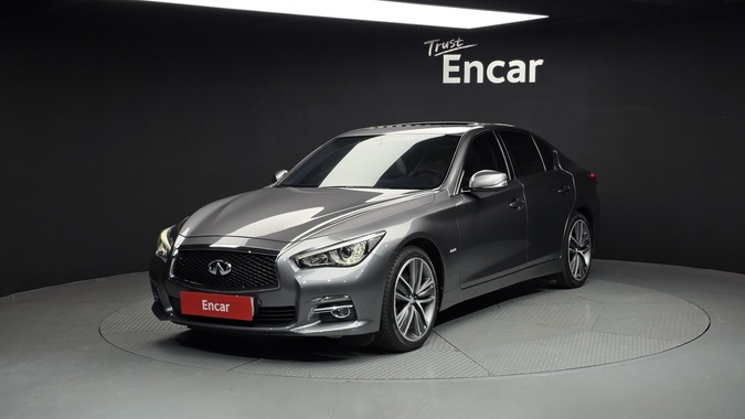 Infiniti Q50 2015