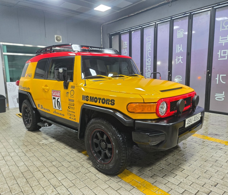 Toyota FJ Cruiser