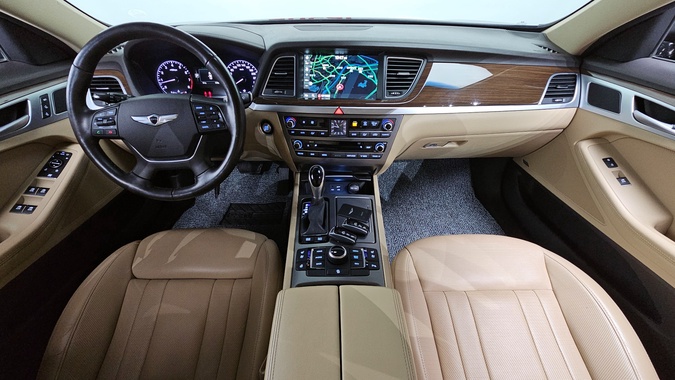 Hyundai Genesis 2016