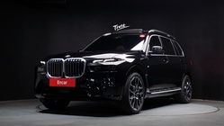 BMW X7 2025