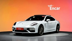 Porsche Panamera 2022