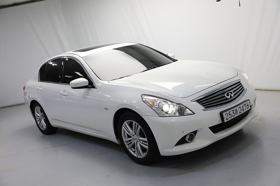 Infiniti G 2013