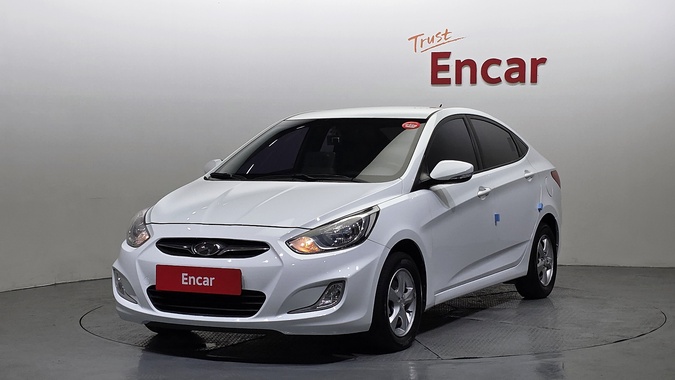 Hyundai Accent 2012