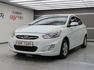 Hyundai Accent 2011
