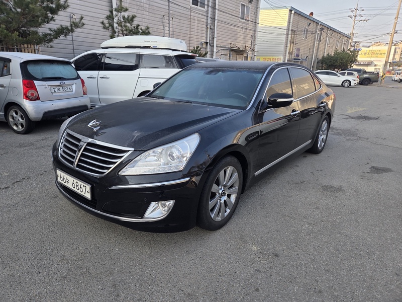 Hyundai Equus