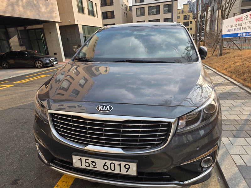 Kia Canival