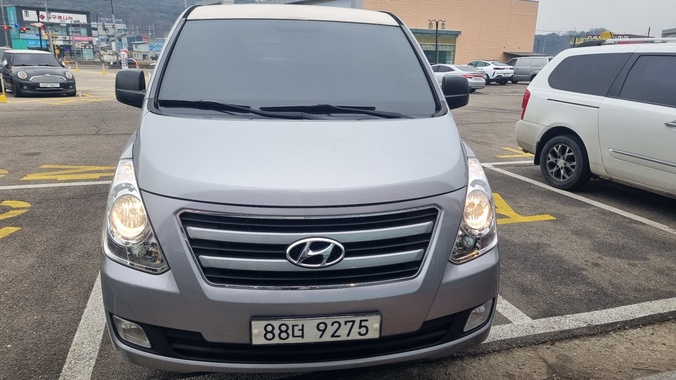 Hyundai Starex 2016