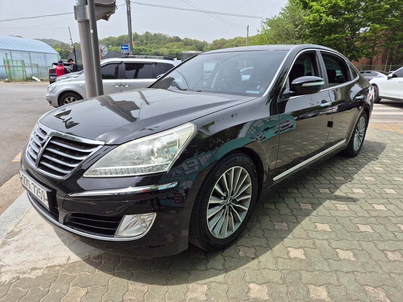 Hyundai Equus