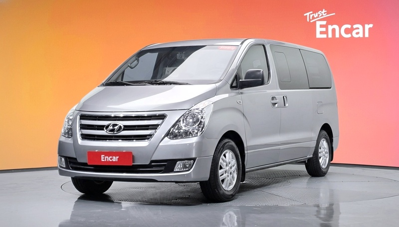Hyundai Starex