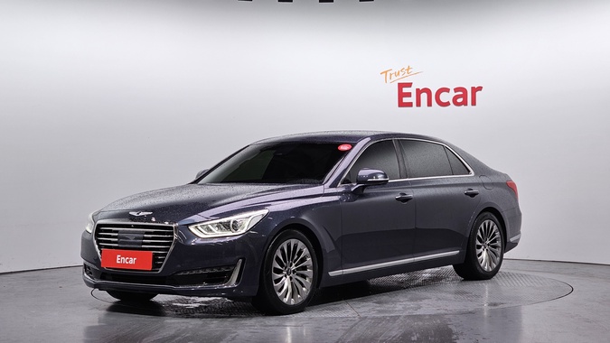 Genesis EQ900 2017