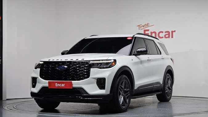 Ford Explorer 2025