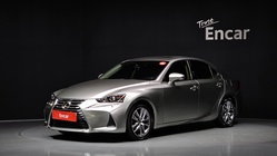 Lexus IS 2017
