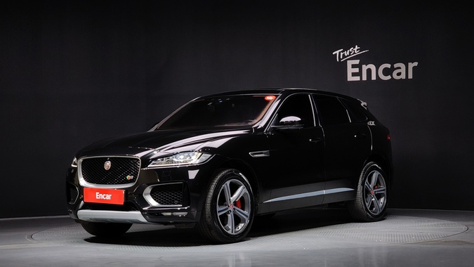 Jaguar F-Pace 2017