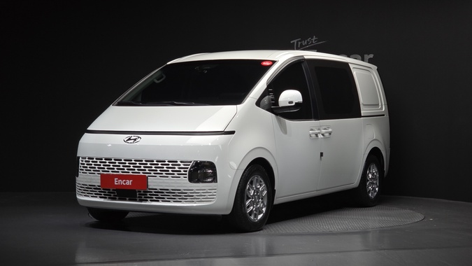 Hyundai Staria 2022