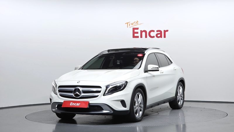 Mercedes-Benz GLA-Class