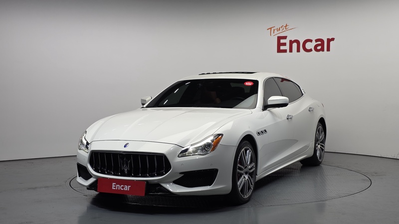Maserati Quattroporte