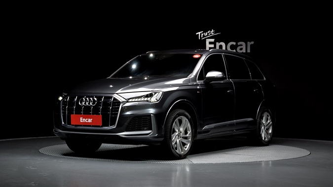 Audi Q7 2021