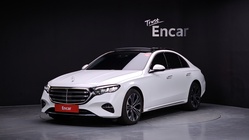 Mercedes-Benz E-Class 2024