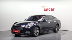 Infiniti Q70 2015