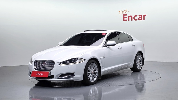 Jaguar XF 2014