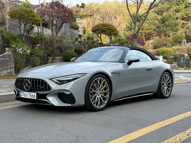 Mercedes-Benz SL-Class